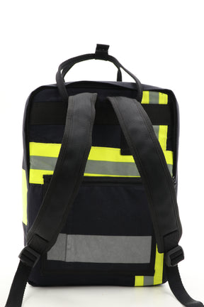 Laptop Rucksack schwarz gelb aus upgecycelter Feuerwehrkleidung 38x27x13cm