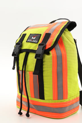 Mini Rucksack Klassik gelb aus upgecycelter Rettungsdienstkleidung 23x32x10cm
