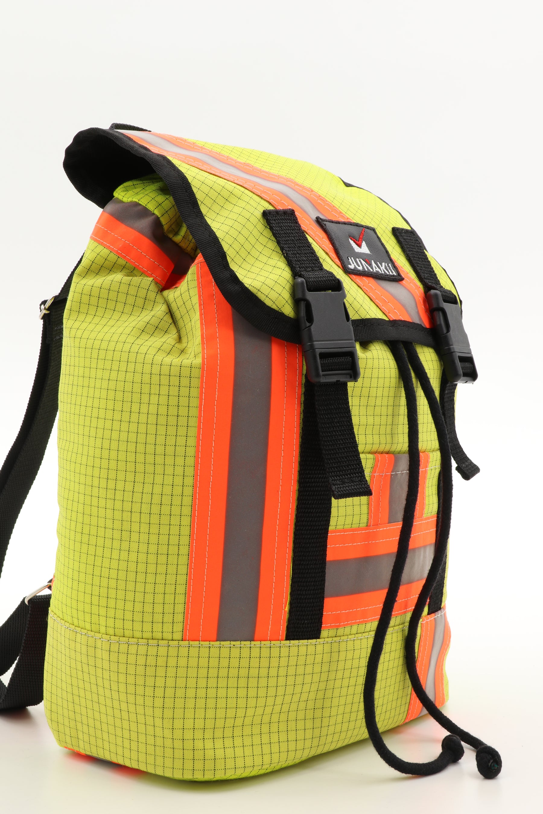 Mini Rucksack Klassik gelb aus upgecycelter Rettungsdienstkleidung 23x32x10cm