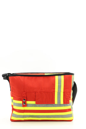 Messenger Tasche rot aus upgecycelter Feuerwehrkleidung 38x29x8,5cm