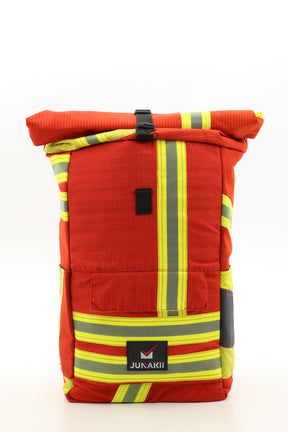 Rolltop Rucksack rot aus upgecycelter Feuerwehrkleidung 63x27x17cm