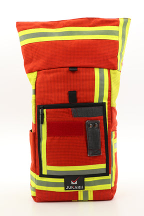 Rolltop Rucksack rot aus upgecycelter Feuerwehrkleidung 63x27x17cm