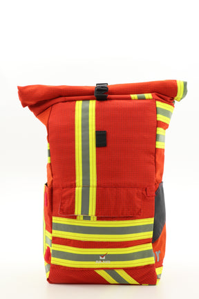 Rolltop Rucksack rot aus upgecycelter Feuerwehrkleidung 63x27x17cm