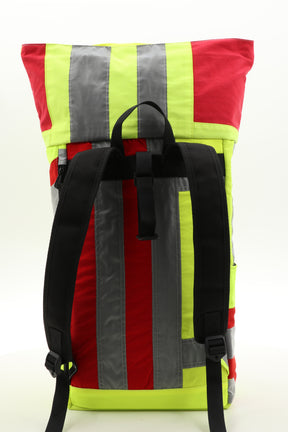 Rolltop Rucksack gelb aus upgecycelter Rettungsdienstkleidung 63x27x17cm