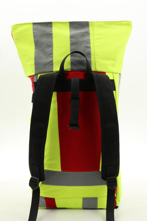 Rolltop Rucksack gelb aus upgecycelter Rettungsdienstkleidung 63x27x17cm