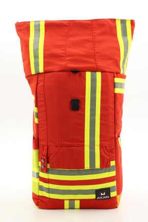 Rolltop Rucksack rot aus upgecycelter Feuerwehrkleidung 63x27x17cm