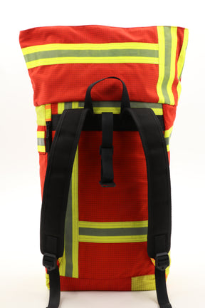 Rolltop Rucksack rot aus upgecycelter Feuerwehrkleidung 63x27x17cm