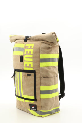 Rolltop Rucksack beige aus upgecycelter Feuerwehrkleidung 63x27x17cm