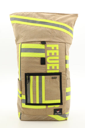 Rolltop Rucksack beige aus upgecycelter Feuerwehrkleidung 63x27x17cm