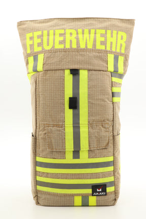 Rolltop Rucksack beige aus upgecycelter Feuerwehrkleidung 63x27x17cm