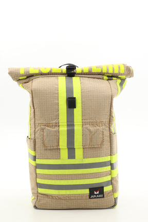 Rolltop Rucksack beige aus upgecycelter Feuerwehrkleidung 63x27x17cm