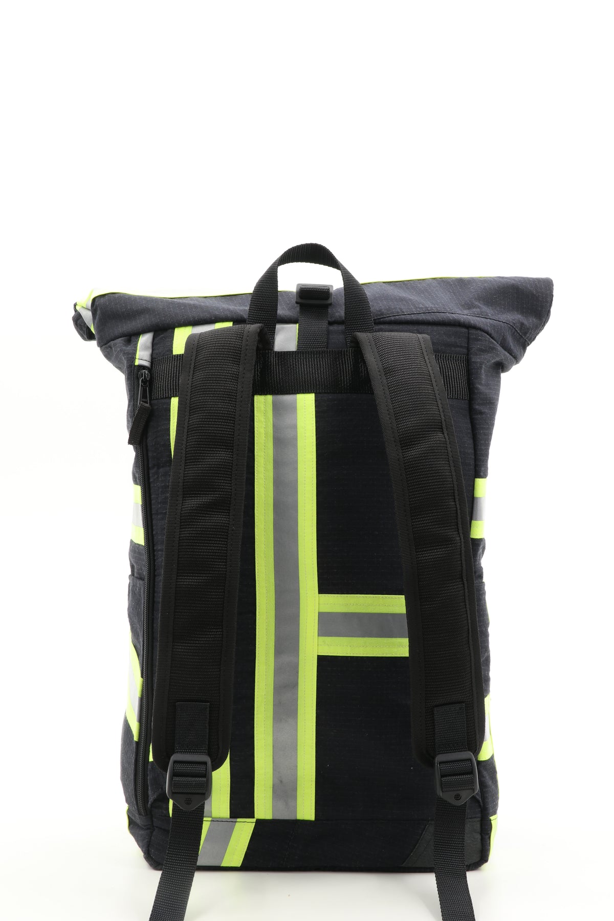 Rolltop Rucksack schwarz gelb aus upgecycelter Feuerwehrkleidung 63x27x17cm