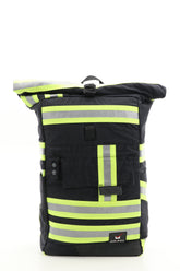 Rolltop Rucksack schwarz gelb aus upgecycelter Feuerwehrkleidung 63x27x17cm
