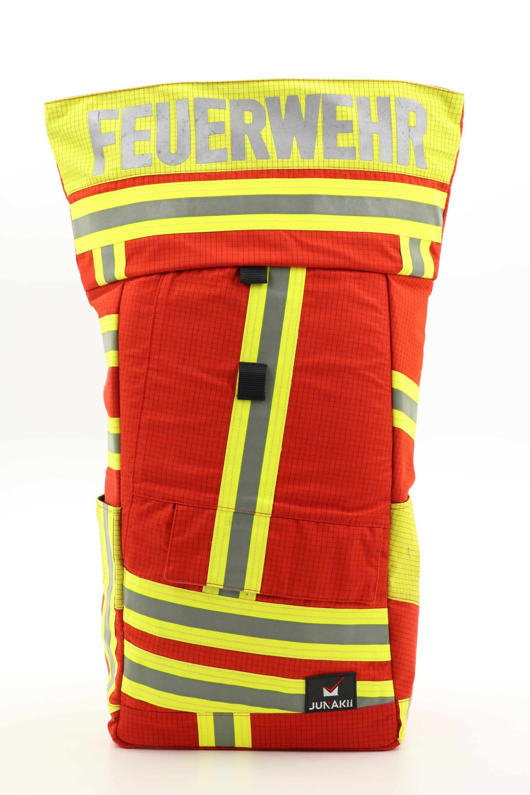 Rolltop Rucksack rot aus upgecycelter Feuerwehrkleidung 63x27x17cm