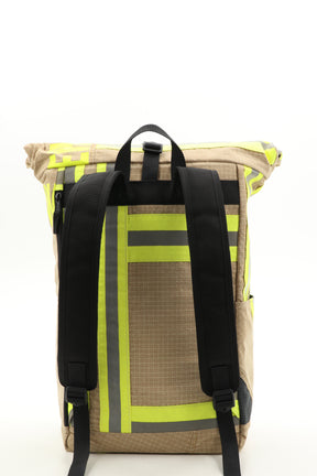 Rolltop Rucksack beige aus upgecycelter Feuerwehrkleidung 63x27x17cm